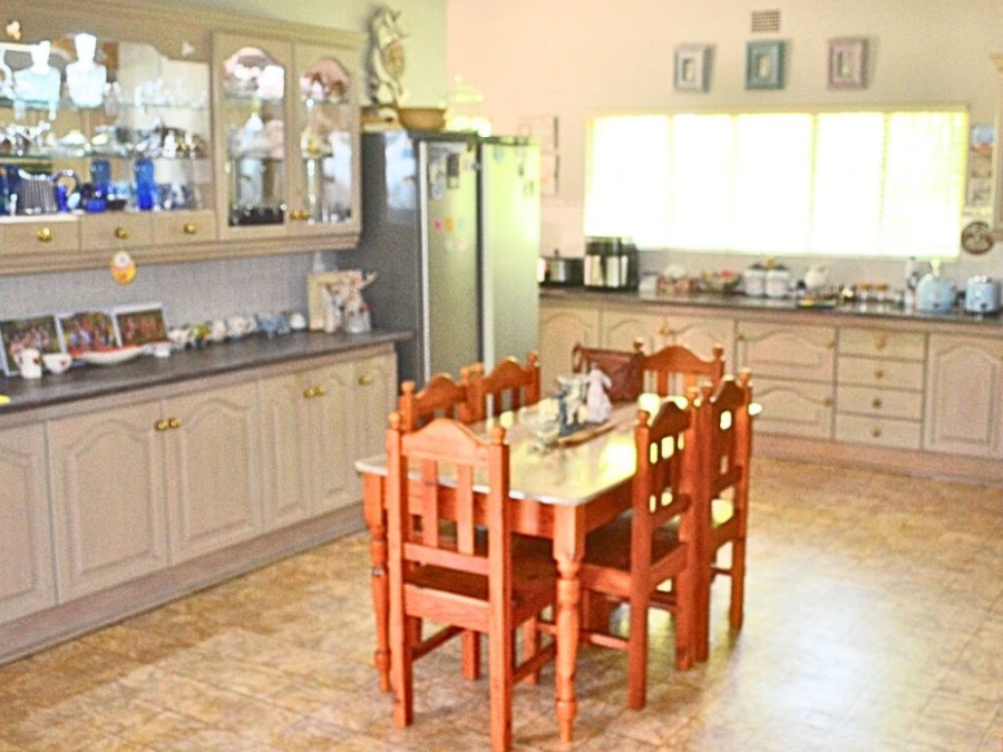 4 Bedroom Property for Sale in Wilgenhof Free State